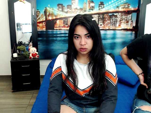 Live sex webcam photo for LunaAndMalory #275699076