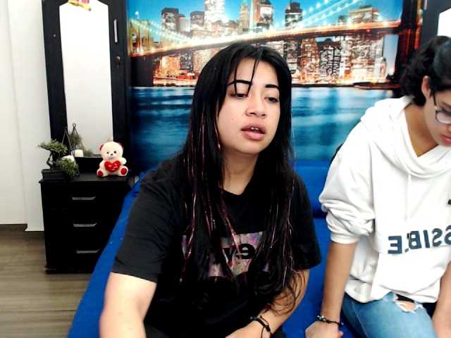 Live sex webcam photo for LunaAndMalory #275706770