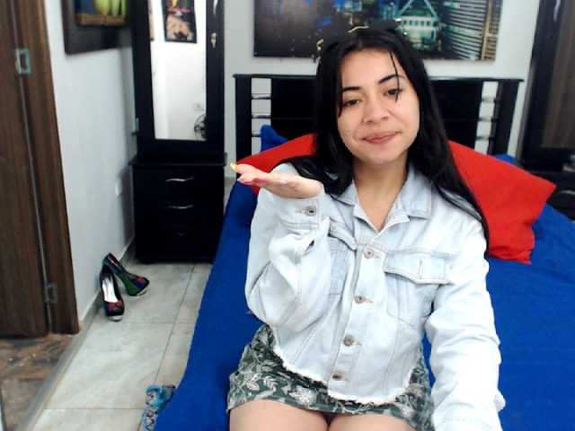 Live sex webcam photo for LunaAndMalory #276003938