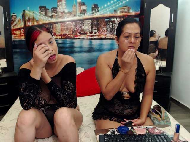 Live sex webcam photo for LunaAndMalory #277187162