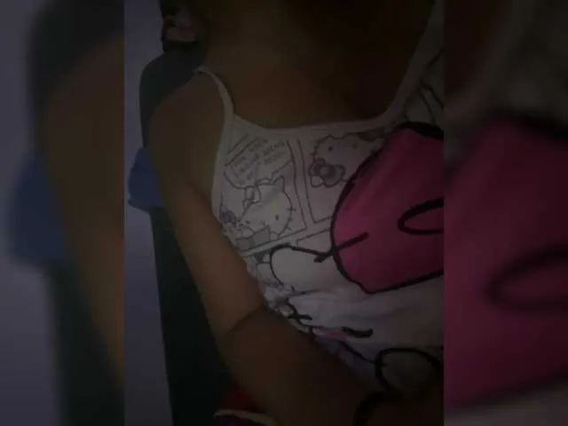 Live sex webcam photo for LunaBiely #291789399