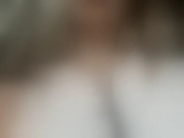 Live sex webcam photo for LunaBiely #292507938