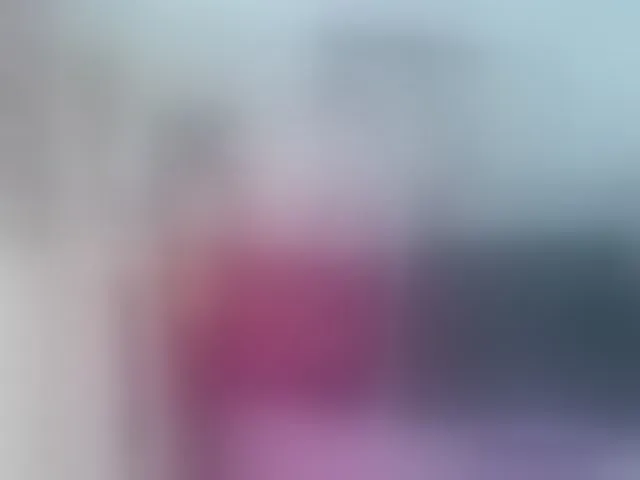 Live sex webcam photo for LunaBiely #293318920