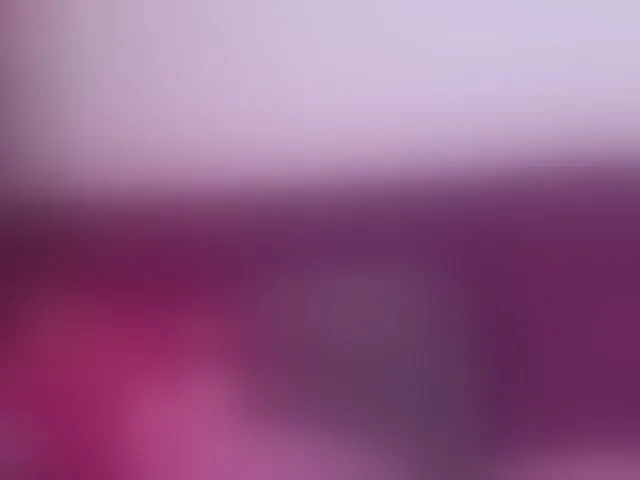 Live sex webcam photo for LunaBiely #293644705