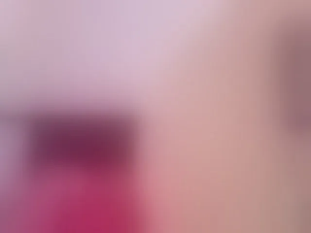 Live sex webcam photo for LunaBiely #293817149