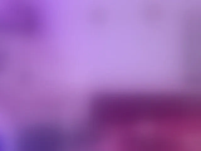 Live sex webcam photo for LunaBiely #293955488