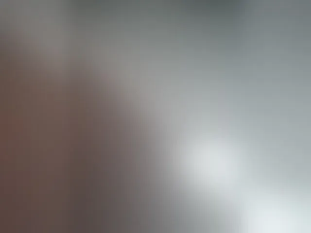 Live sex webcam photo for LunaBiely #294010157