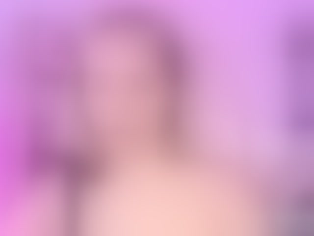 Live sex webcam photo for LunaBiely #294042542
