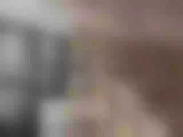 Live sex webcam photo for LunaDesire #292083938