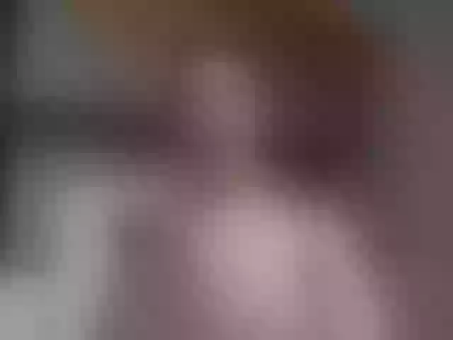 Live sex webcam photo for LunaDesire #292209290