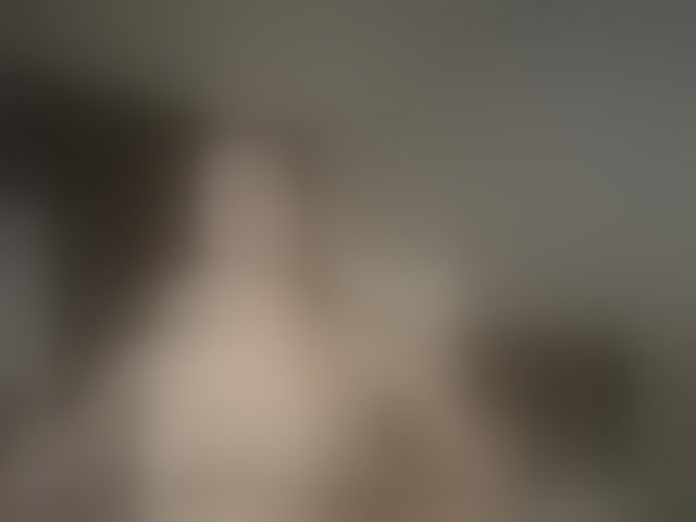 Live sex webcam photo for LunaDesire #292324122