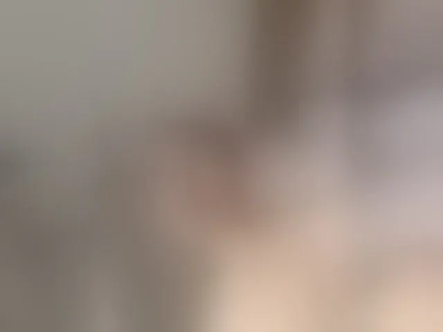 Live sex webcam photo for LunaDesire #292824754
