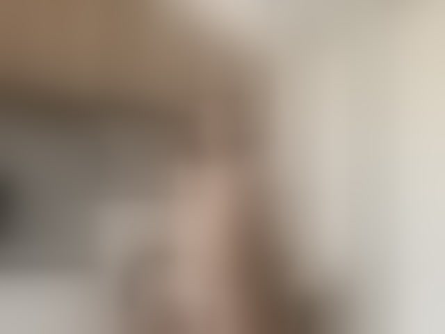 Live sex webcam photo for LunaDesire #293436226