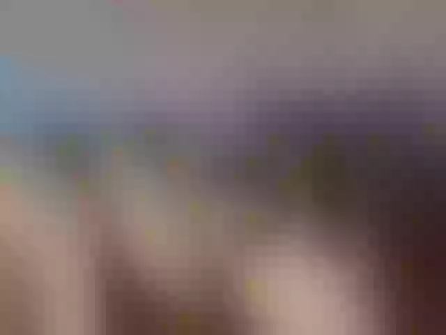 Live sex webcam photo for LunaLu13 #274063410