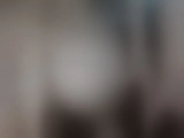Live sex webcam photo for LunaLu13 #274350001