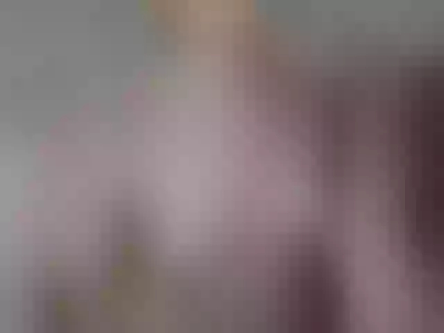 Live sex webcam photo for LunaLu13 #274388955