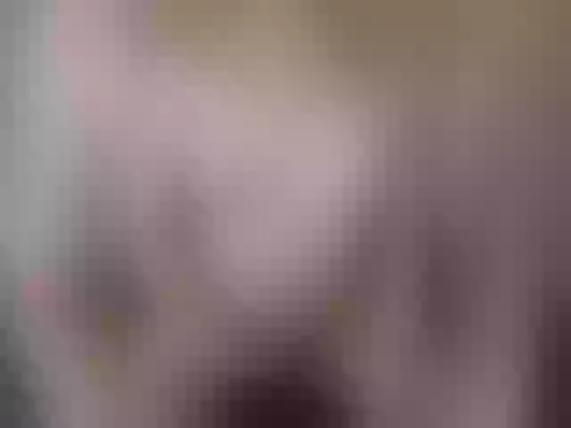 Live sex webcam photo for LunaLu13 #274644810