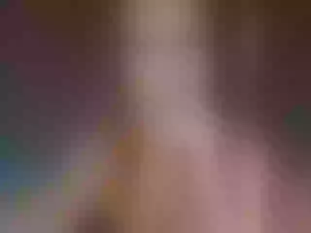 Live sex webcam photo for LunaLu13 #274894755