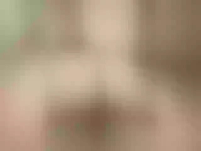Live sex webcam photo for LunaLu13 #291739030