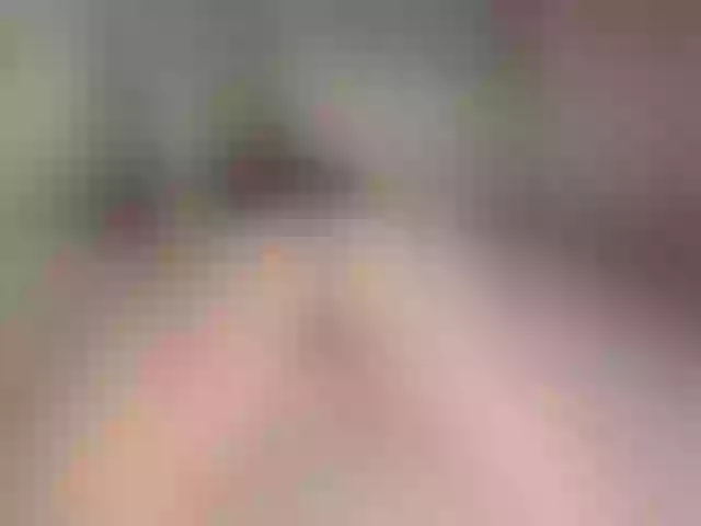 Live sex webcam photo for LunaLu13 #291860039