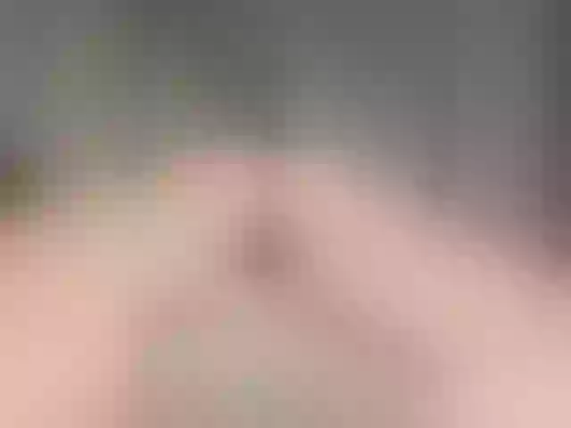 Live sex webcam photo for LunaLu13 #291891920