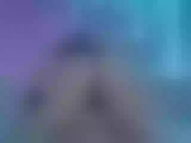 Live sex webcam photo for LunaLu13 #291952302