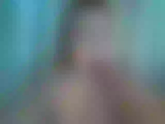 Live sex webcam photo for LunaLu13 #292043862