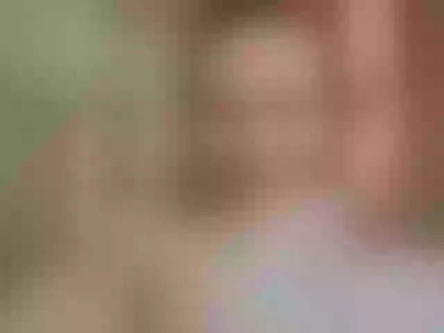 Live sex webcam photo for LunaLu13 #292121960