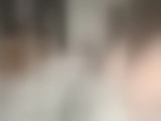 Live sex webcam photo for LunaLu13 #293908959