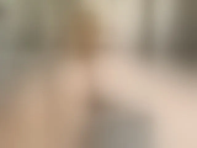 Live sex webcam photo for LunaLu13 #293919346