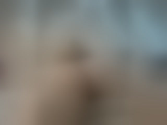 Live sex webcam photo for LunaLu13 #294288530