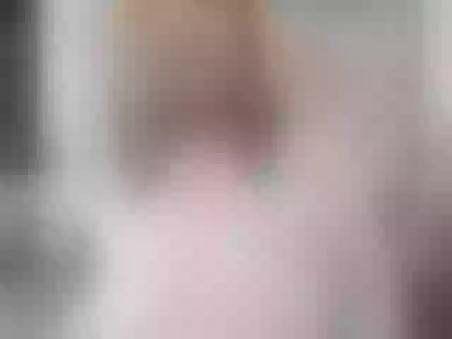 Live sex webcam photo for LunaMature #290355849