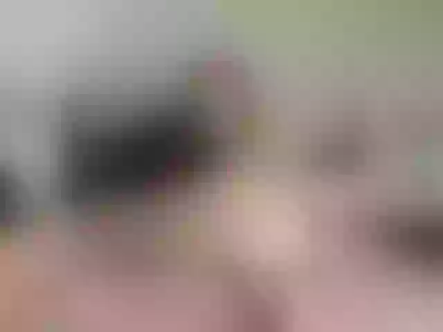 Live sex webcam photo for LunaMystyque #290239593