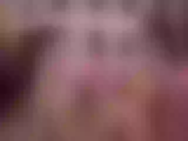 Live sex webcam photo for LunaMystyque #290351372