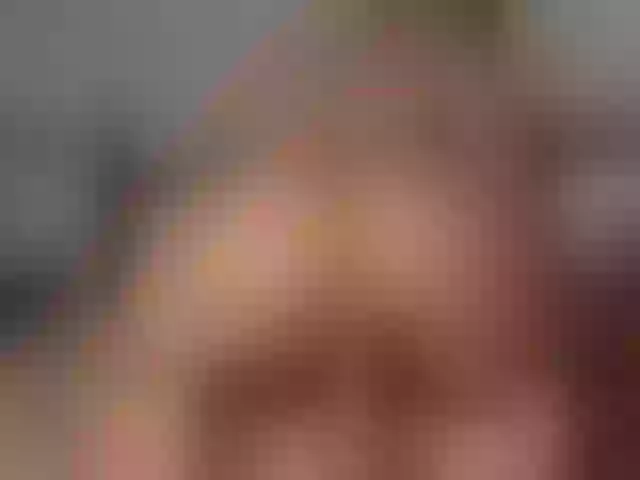 Live sex webcam photo for LunaMystyque #290468488