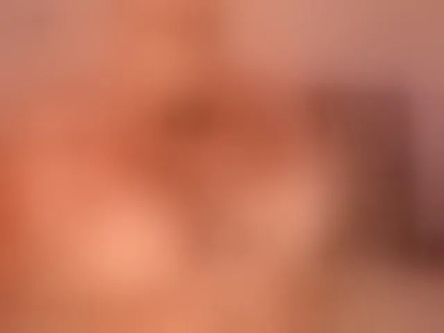 Live sex webcam photo for LunaMystyque #292438168