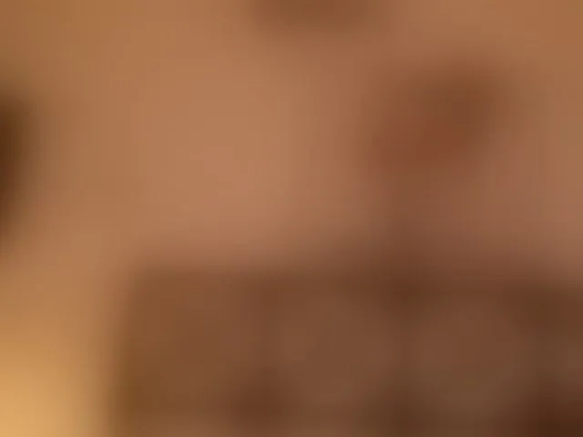 Live sex webcam photo for LunaMystyque #292945594
