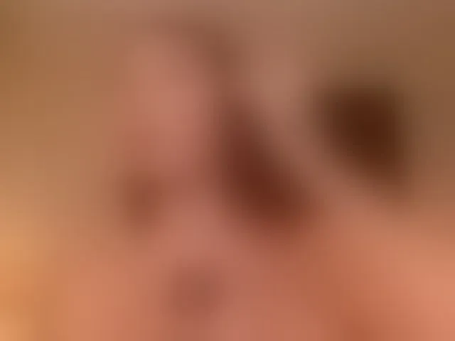 Live sex webcam photo for LunaMystyque #293188942