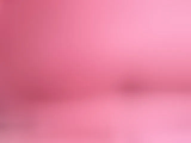 Live sex webcam photo for LunaMystyque #293573155