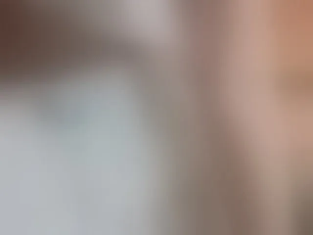 Live sex webcam photo for LunaNyan #293734190