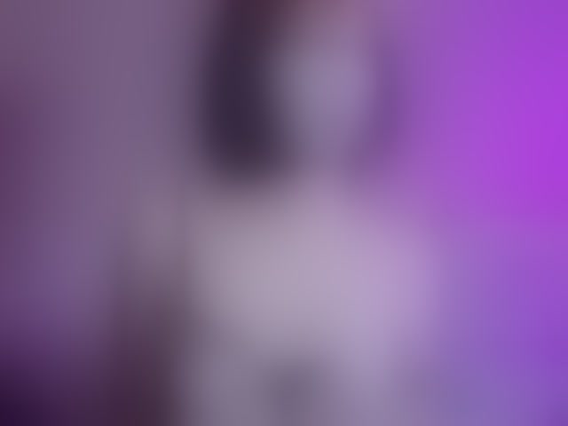 Live sex webcam photo for LunaNyan #293988874