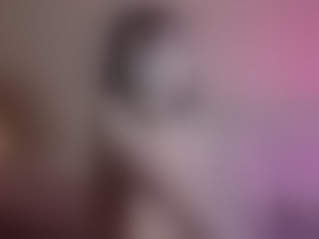 Live sex webcam photo for LunaNyan #294081599