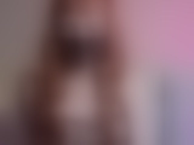 Live sex webcam photo for LunaNyan #294102568