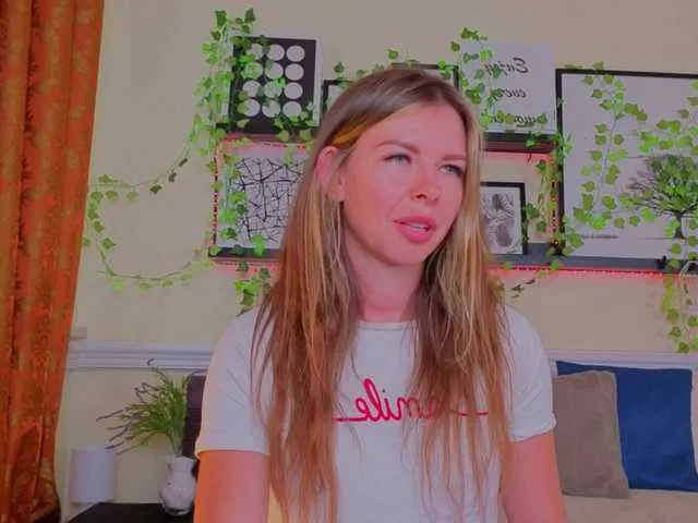 Live sex webcam photo for LunaRishi #291245869