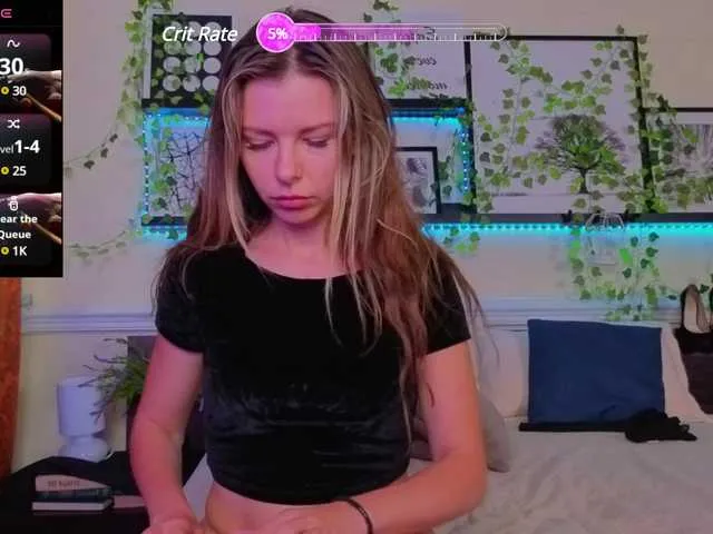 Live sex webcam photo for LunaRishi #291353411