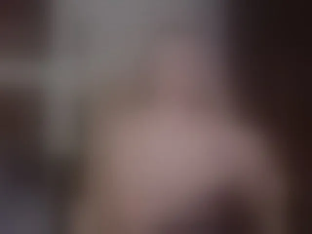 Live sex webcam photo for LunaRishi #293574264