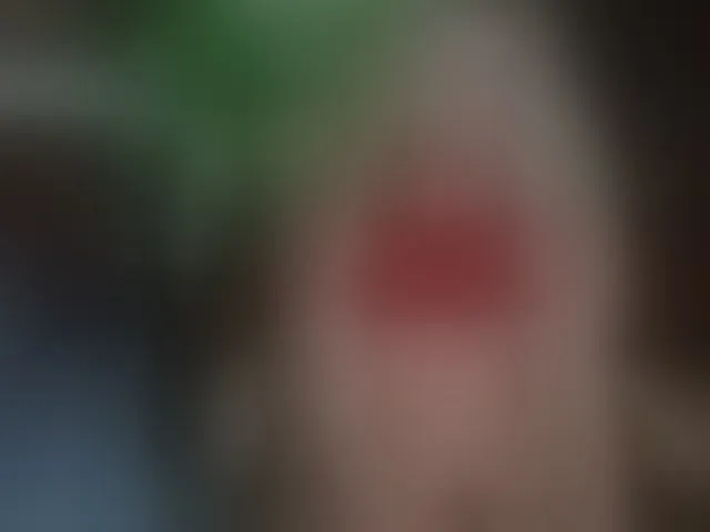 Live sex webcam photo for LunaRishi #293695944