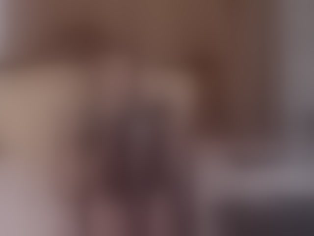 Live sex webcam photo for LunaRishi #294176920