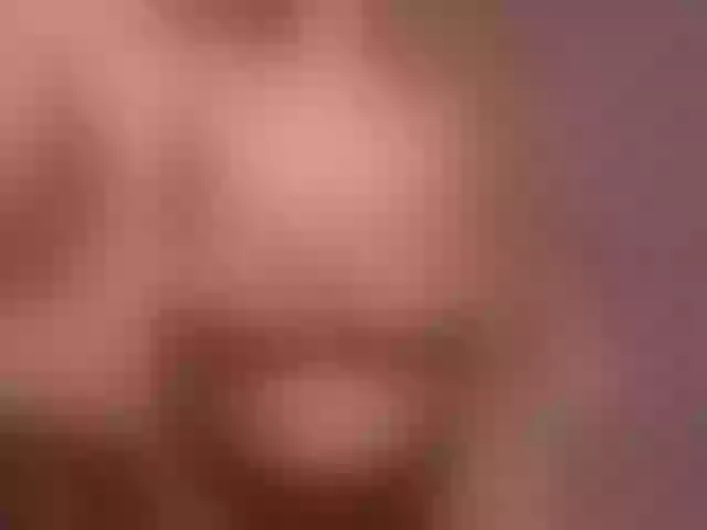 Live sex webcam photo for LunaTempt #291689344