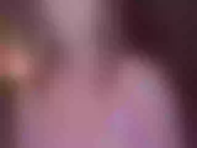 Live sex webcam photo for LunaTempt #291915684